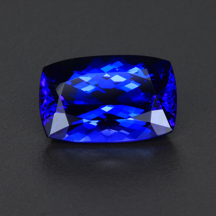 Violet Blue Antque Cushion Tanzanite Gemstone