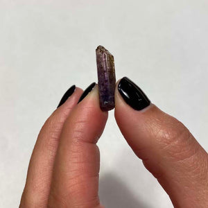 11.46ct Unique Color Unheated Tanzanite Crystal