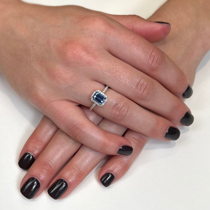 14K White Gold Tanzanite and Diamond Ring 1.80 Carats*
