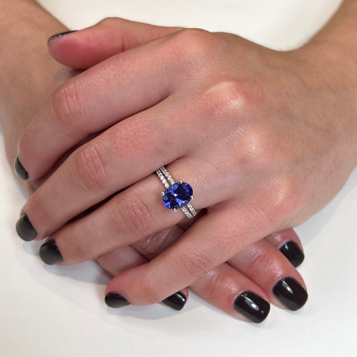 14K White Gold Oval Tanaznite and Diamond RIng 3.63 Carats*