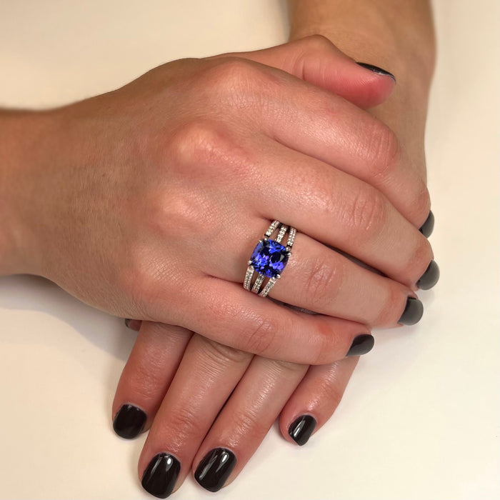 14K White Gold Tanzanite and Diamond Ring 5.05 Carats*