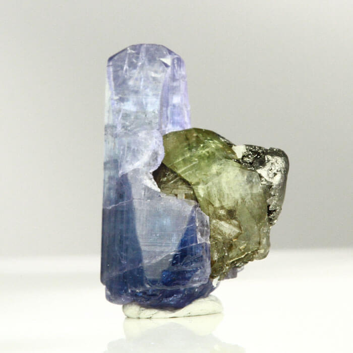 21.70ct Tanzanite Crystal & Minerals Specimen