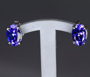14k White Gold Oval Tanzanite Stud Earrings 1.38 Carats