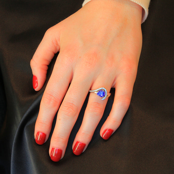 18K White Gold Shield  Cut Tanzanite and Diamond Ring 1.77 Carats