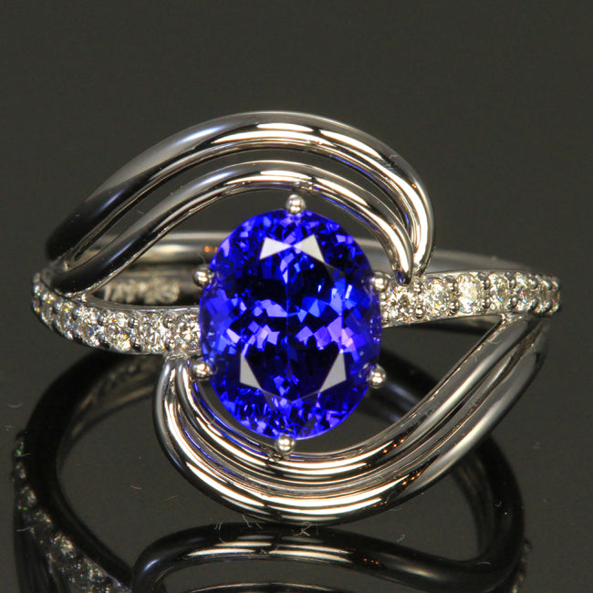 oval tanzanite and diamond ring