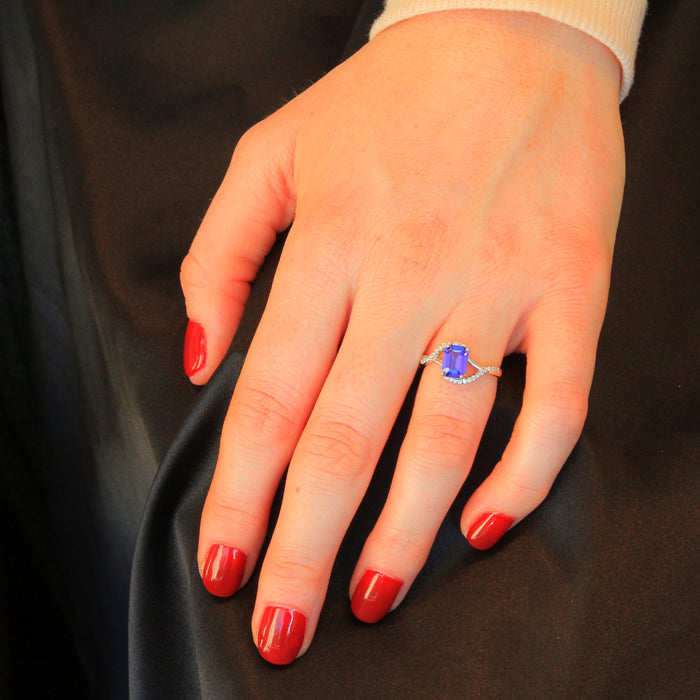 14k White Gold Emerald Cut Tanzanite and Diamond Ring 1.44 Carats