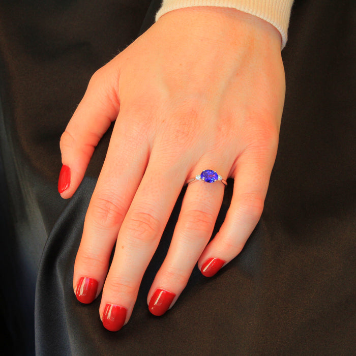 14K White Gold Oval Tanzanite and Diamond Ring 1.83 Carats