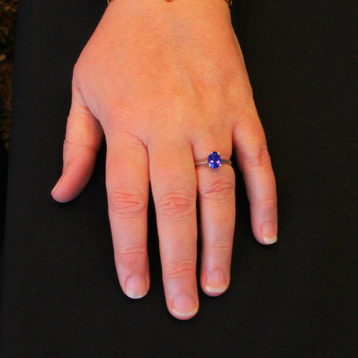 14K White Gold Oval Tanzanite Ring 1.32 Carats