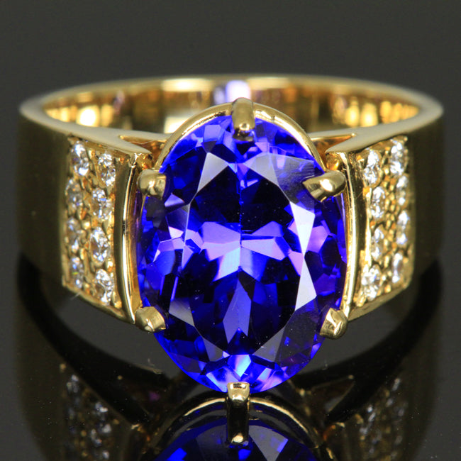 Tanzanite 14 Karat Ring 5.87 Carats with Fine Diamonds