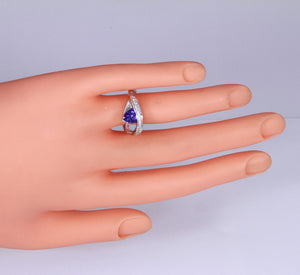 White Gold Tanzanite Ring 1.02 Carat