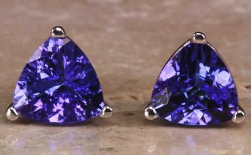 Trilliant tanzanite with vivid color