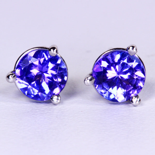 Tanzanite Earrings 1.09 Carat BVV Color