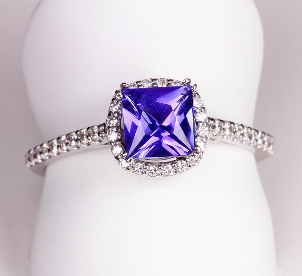 Tanzanite Ring 1.10 Carat VBI Color