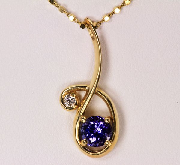 Christopher Michael Designed Pendant With a Vivid Color Round Tanzanite