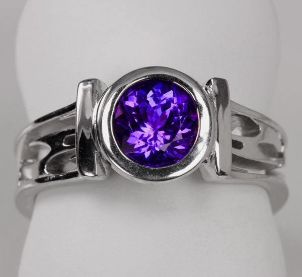 Bezel Set Tanzanite Ring in 14kt Gold