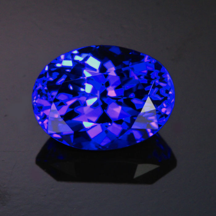 violet blue oval tanzanite gemstone