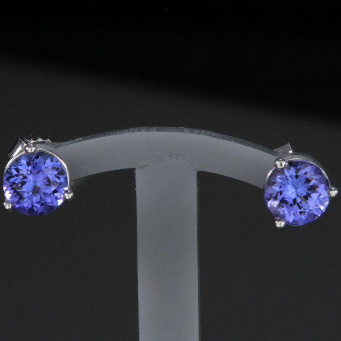 14K White Gold Round Stud Earrings 1.05 Carats