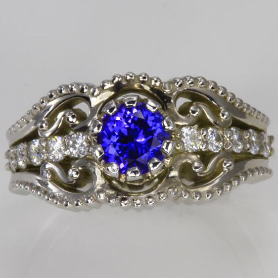 Tanzanite round ring filgree 