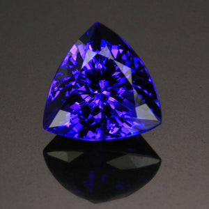 Blue Violet Trilliant Cut tanzanite Gemstone 4.29 Carats