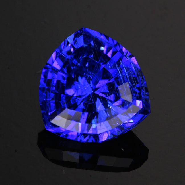 On Hold Tanzanite 4.45 Trillant cut