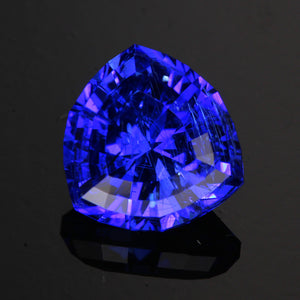 On Hold Tanzanite 4.45 Trillant cut