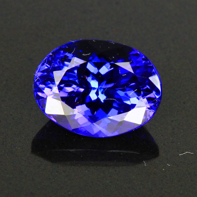 2.02 Carats Oval Tanzanite