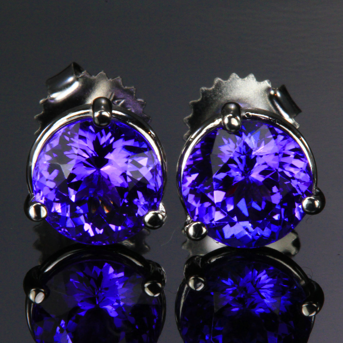 14K White Gold Tanzanite Stud Earrings 4.34 Carats