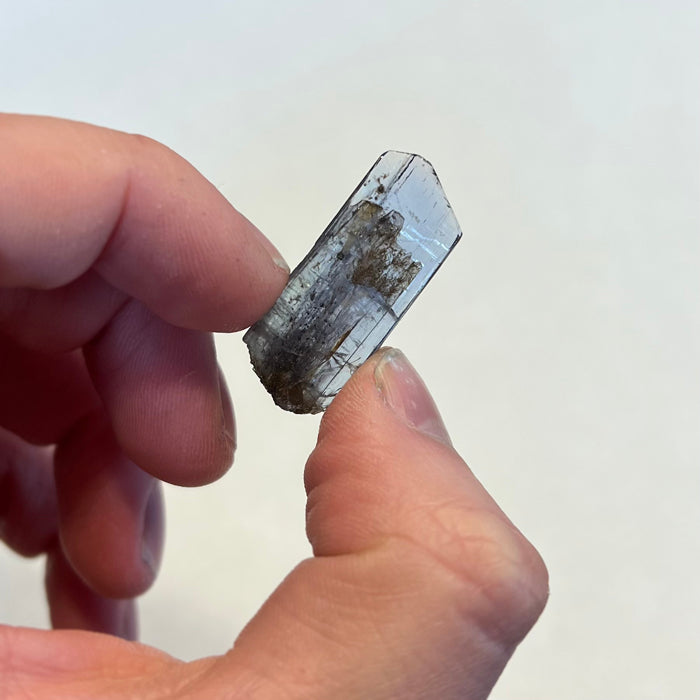 Gemmy Bladelike tanzanite Crystal Specimen